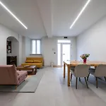 Front - 3 Bedrms With Ac, Free Parking And Wifi Апартаменты *
