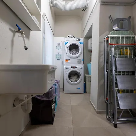Front - 3 Bedrms With Ac, Free Parking And Wifi Апартаменты Olginate