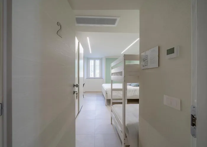 Front - 3 Bedrms With Ac, Free Parking And Wifi * Olginate