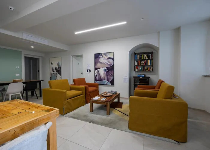 Front - 3 Bedrms With Ac, Free Parking And Wifi * Olginate