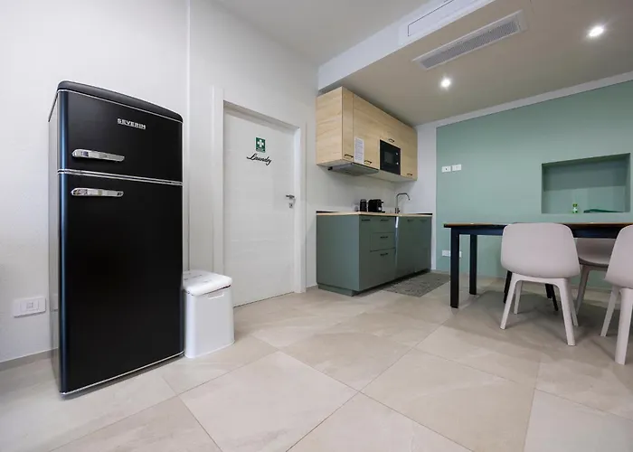 Lejlighed Front - 3 Bedrms With Ac, Free Parking And Wifi