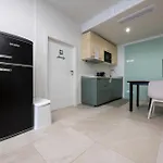 Apartamento Front - 3 Bedrms With Ac, Free Parking And Wifi