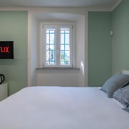 Front - 3 Bedrms With Ac, Free Parking And Wifi Apartament Olginate